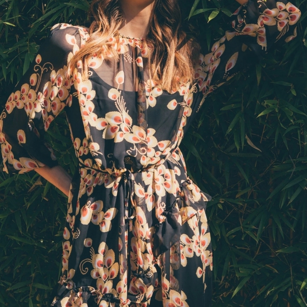Dress - Picture 3 of 3
